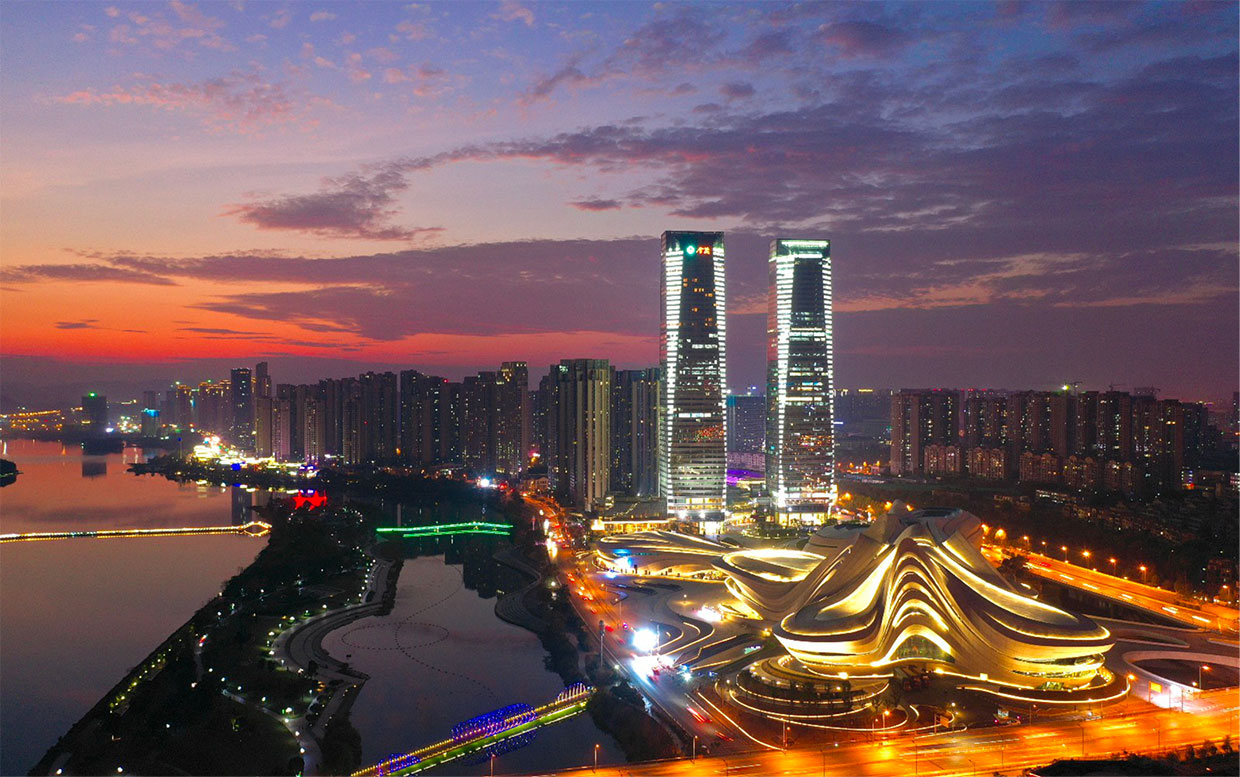 入詩(shī)入夢(mèng)入畫 長(zhǎng)來(lái)長(zhǎng)往長(zhǎng)沙